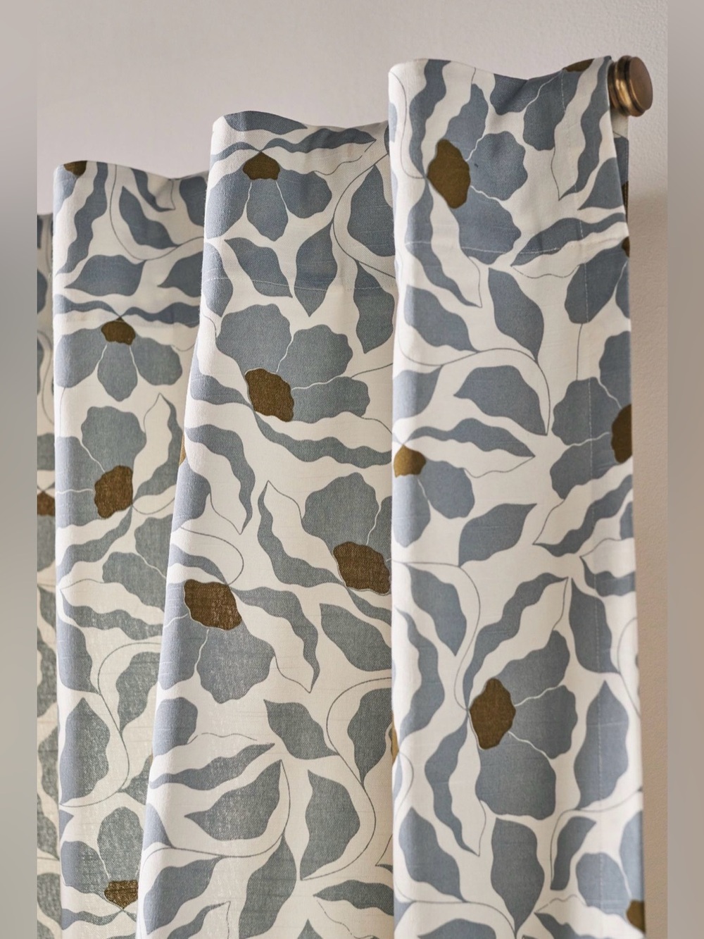 NWT Anthropologie McKenzie Parrott Cotton Printed Floral Curtain 84x50 - Picture 2 of 5